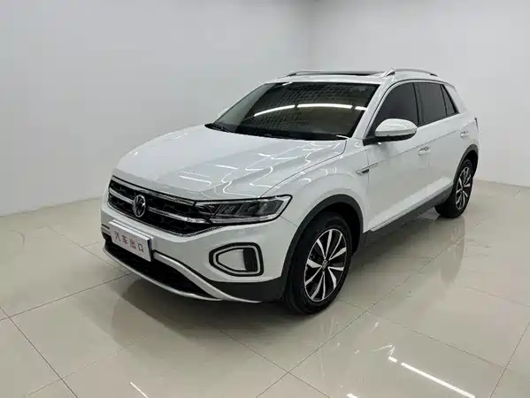 Volkswagen T-Roc 2023