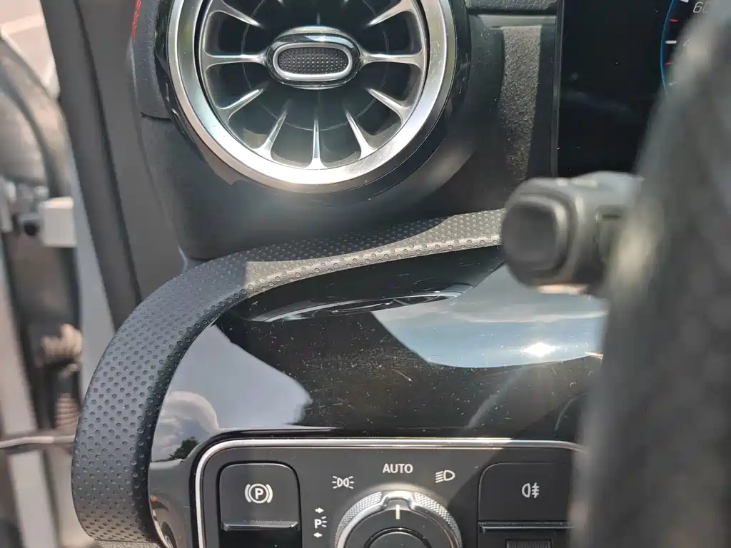 Mercedes-Benz CLA 2022 — фото 23