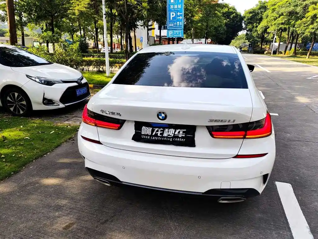 BMW 3 Series 2021