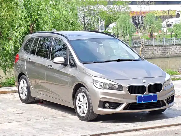 BMW 2 Series Wagon 2017