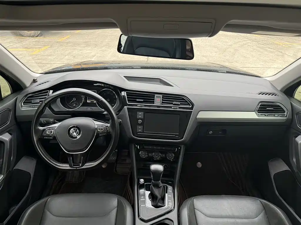 Volkswagen Tiguan L 2019 — фото 6