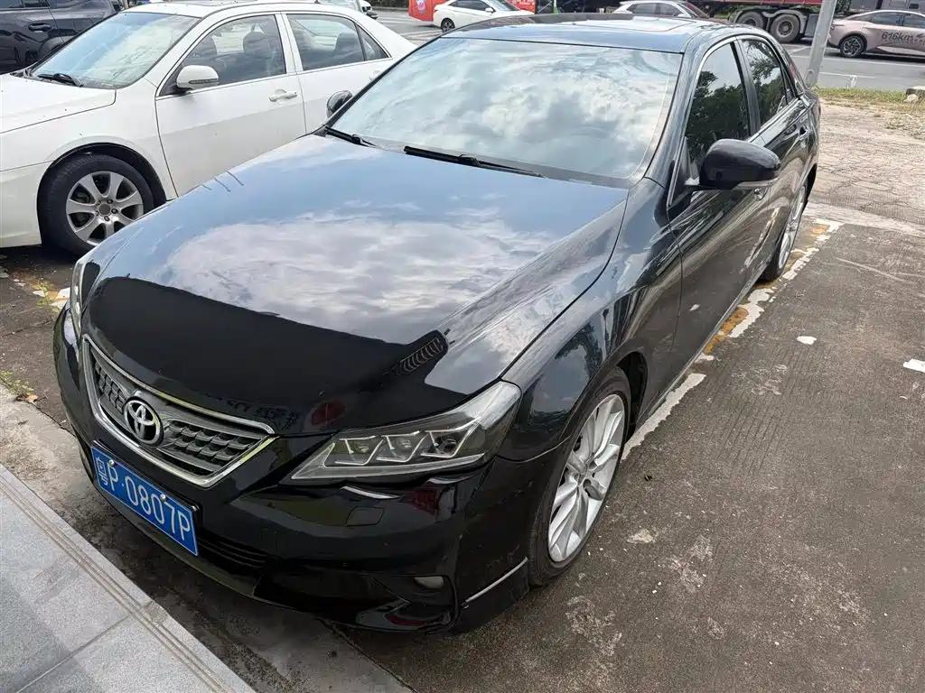 Toyota Reiz 2012