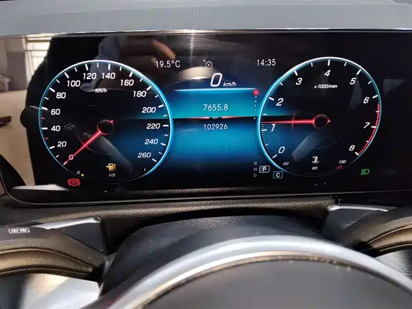 Mercedes-Benz GLB 2021