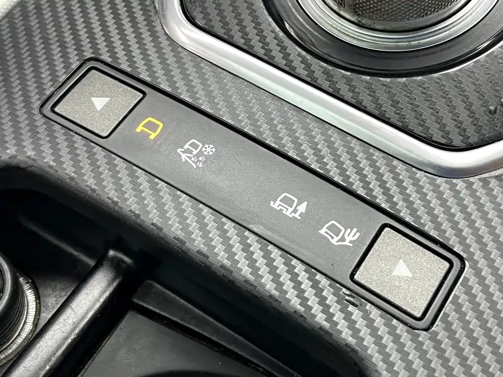 Land Rover Range Rover Evoque 2015 — фото 25