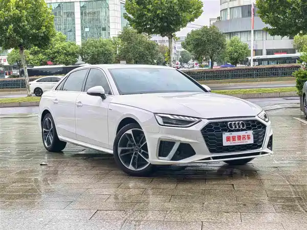 Audi A4L 2025