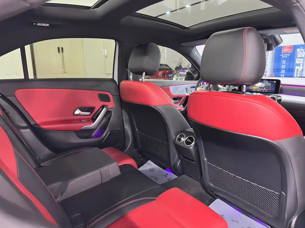 Mercedes-Benz A-Class AMG 2021 — фото 22