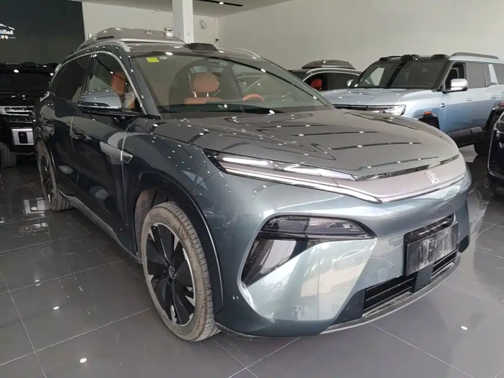 BYD Tang L 2025