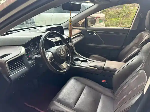 Lexus RX 2020