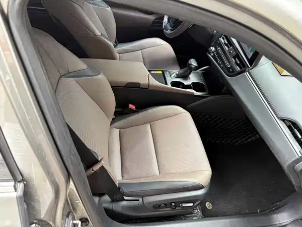 Lexus ES 2024
