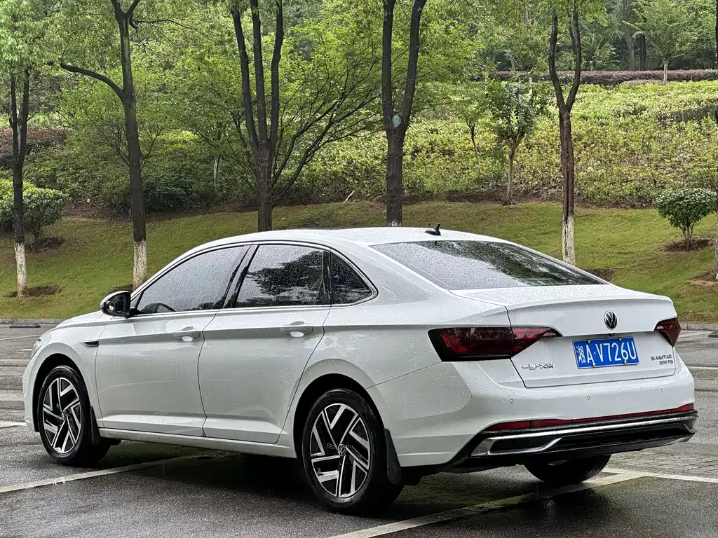 Volkswagen Sagitar 2023