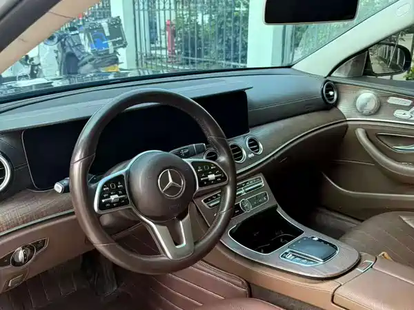 Mercedes-Benz E-Class 2020