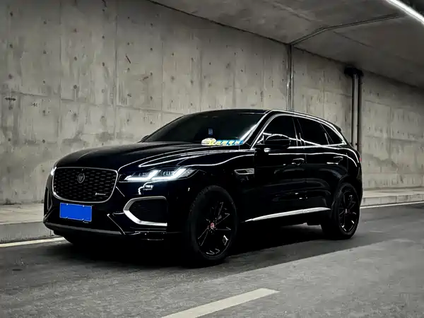 Jaguar F-PACE 2021