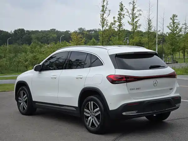 Mercedes-Benz EQA 2023