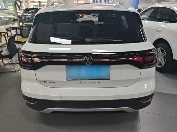 Volkswagen Tacqua 2020