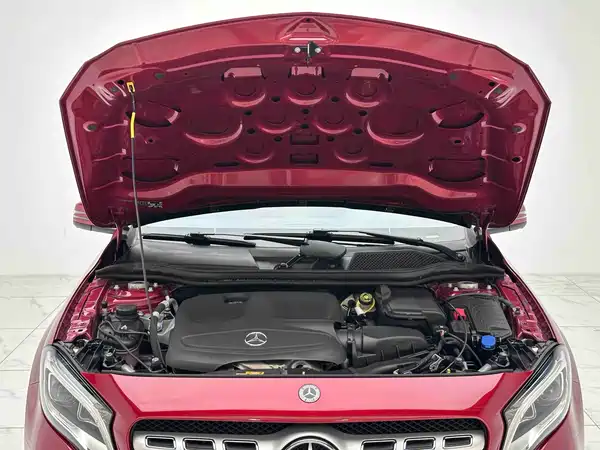 Mercedes-Benz GLA 2019