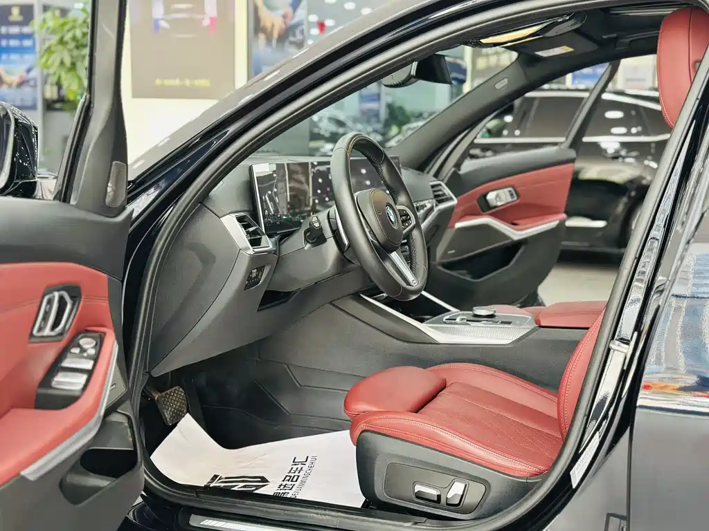 BMW 3 Series 2023