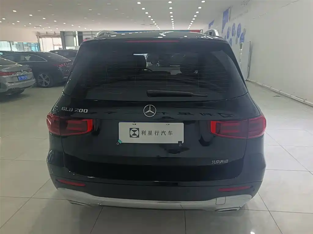 Mercedes-Benz GLB 2024 — фото 17