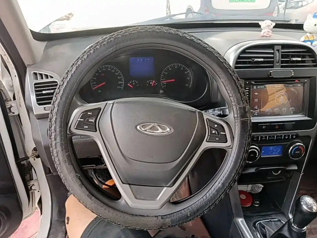 Chery Tiggo 3 2015 — фото 11