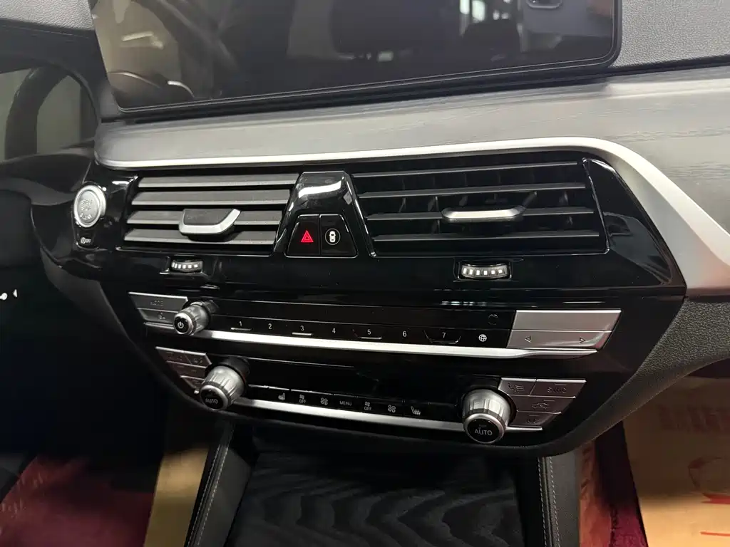 BMW 5 Series 2022