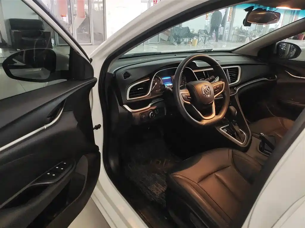 Buick Excelle 2020 — фото 12