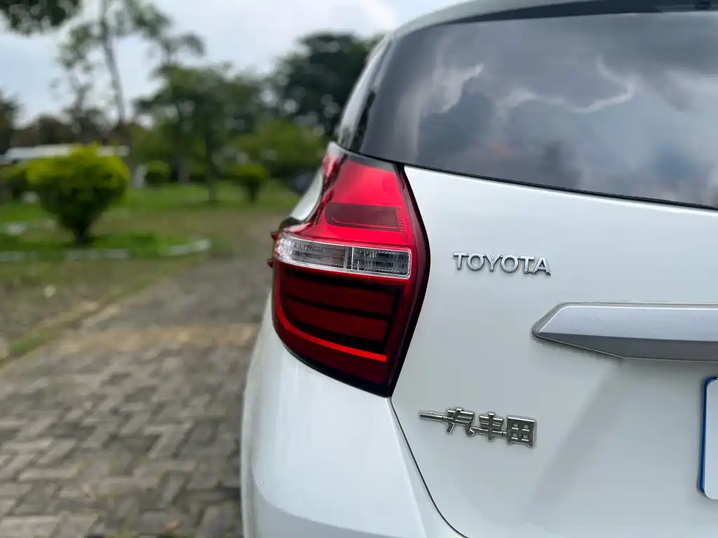Toyota Vios FS 2020 — фото 13