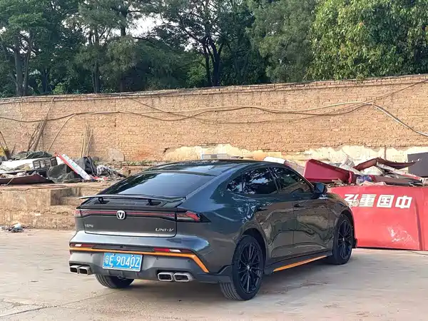 Changan UNI-V 2024