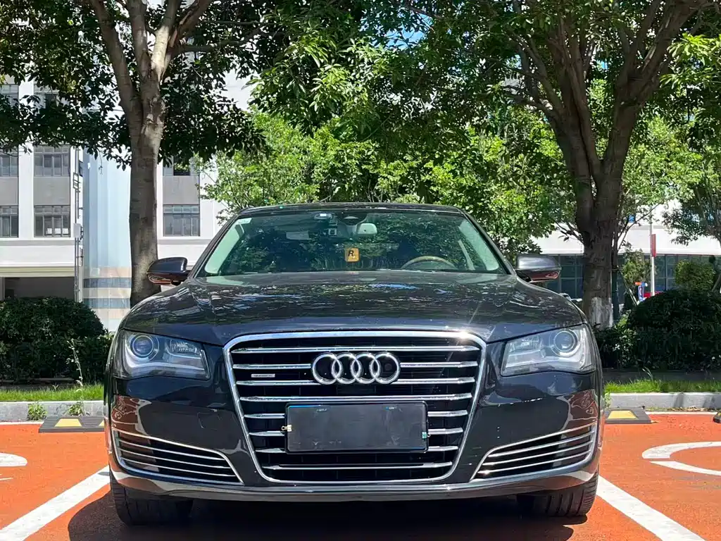 Audi A8 2014