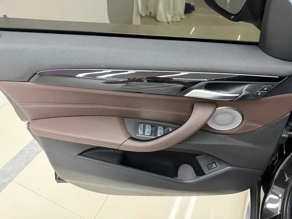 BMW X1 2022 — фото 11
