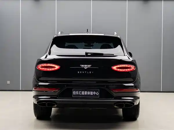 Bentley Bentayga 2024