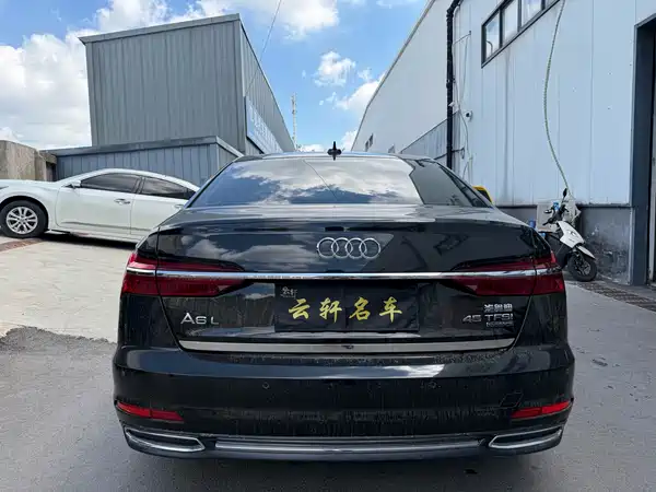 Audi A6L 2021