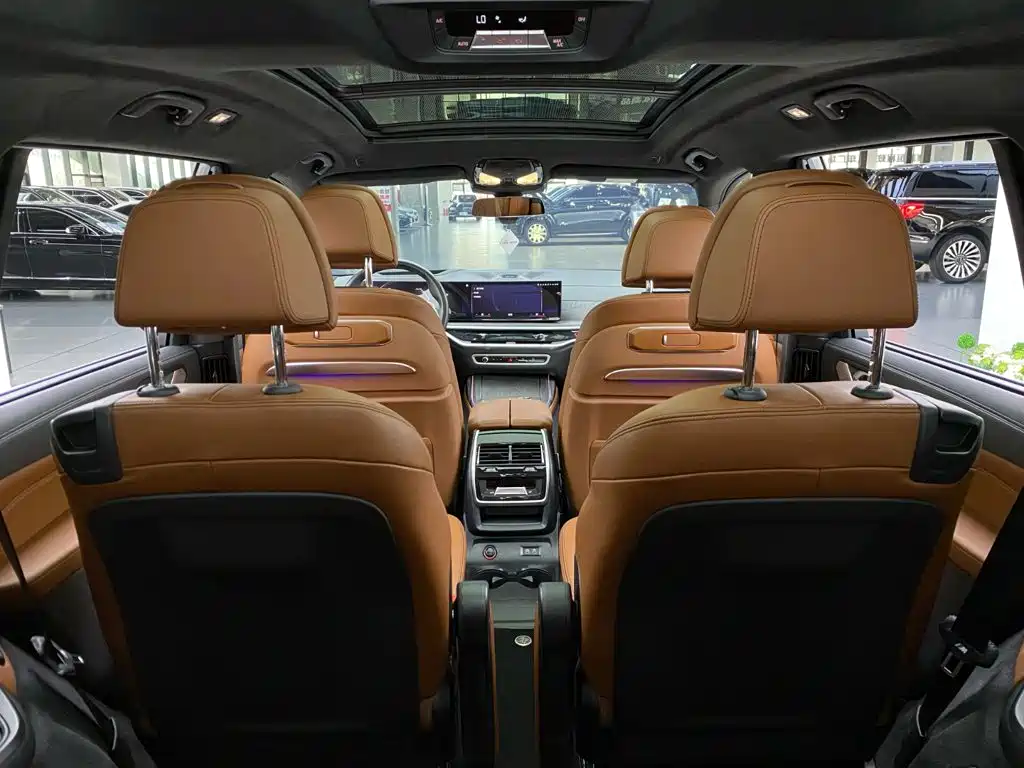 BMW X7 2023 — фото 26