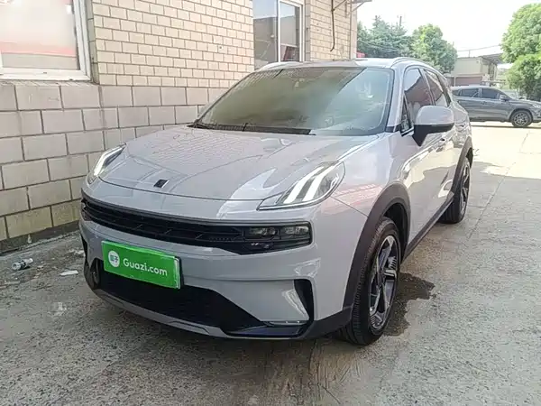 Lynk & Co 06 EM-P 2021