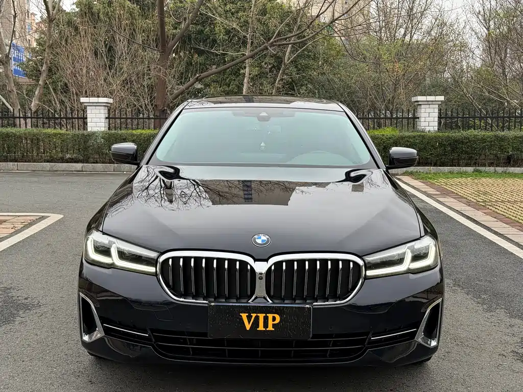 BMW 5 Series 2023