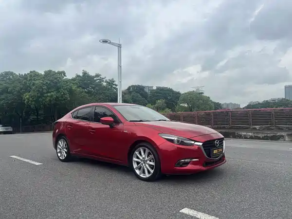 Mazda 3 Axela 2017