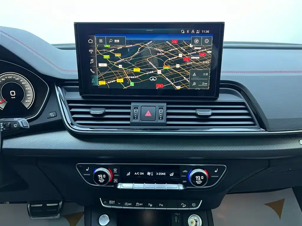 Audi Q5L 2022 — фото 12