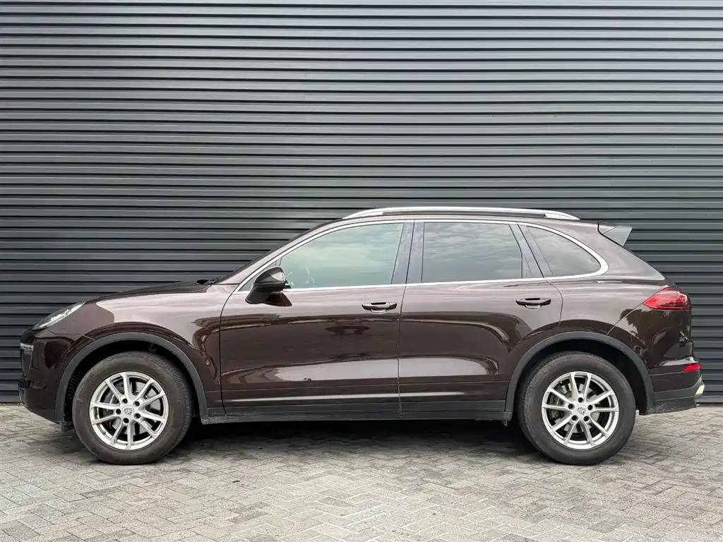 Porsche Cayenne 2017 — фото 5