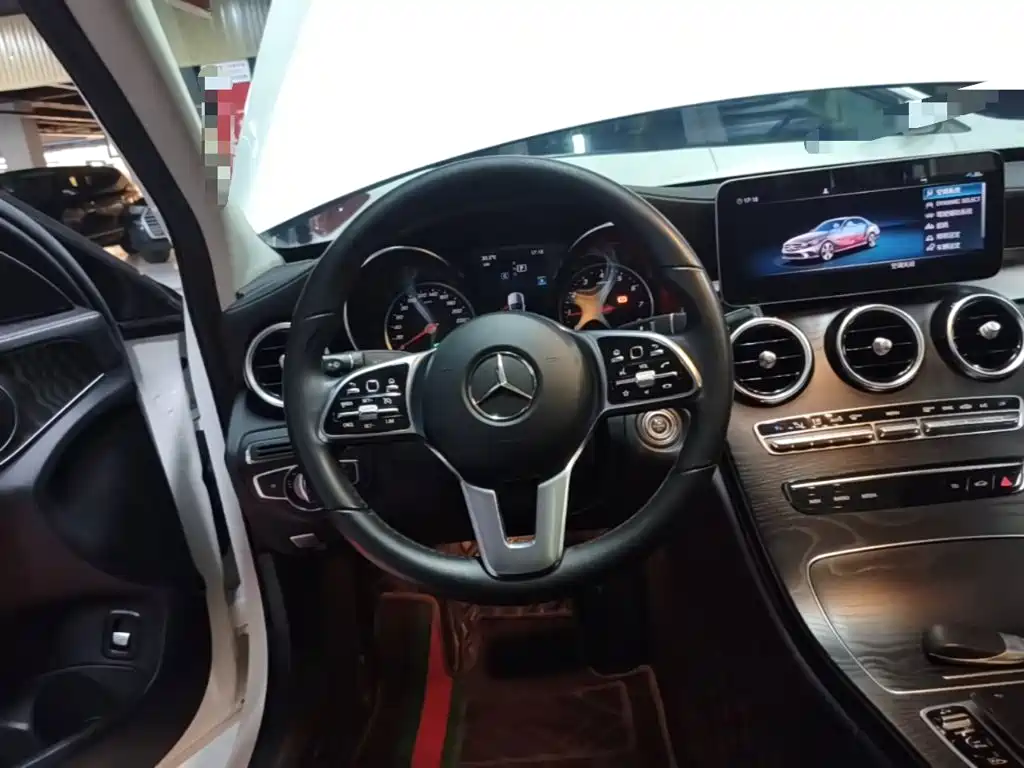 Mercedes-Benz C-Class 2019 — фото 11