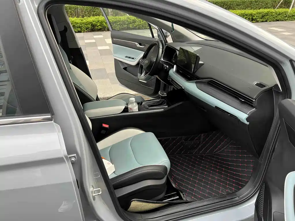 Geely Emgrand S 2023 — фото 7