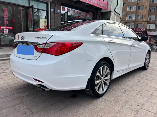 Hyundai Sonata 2013