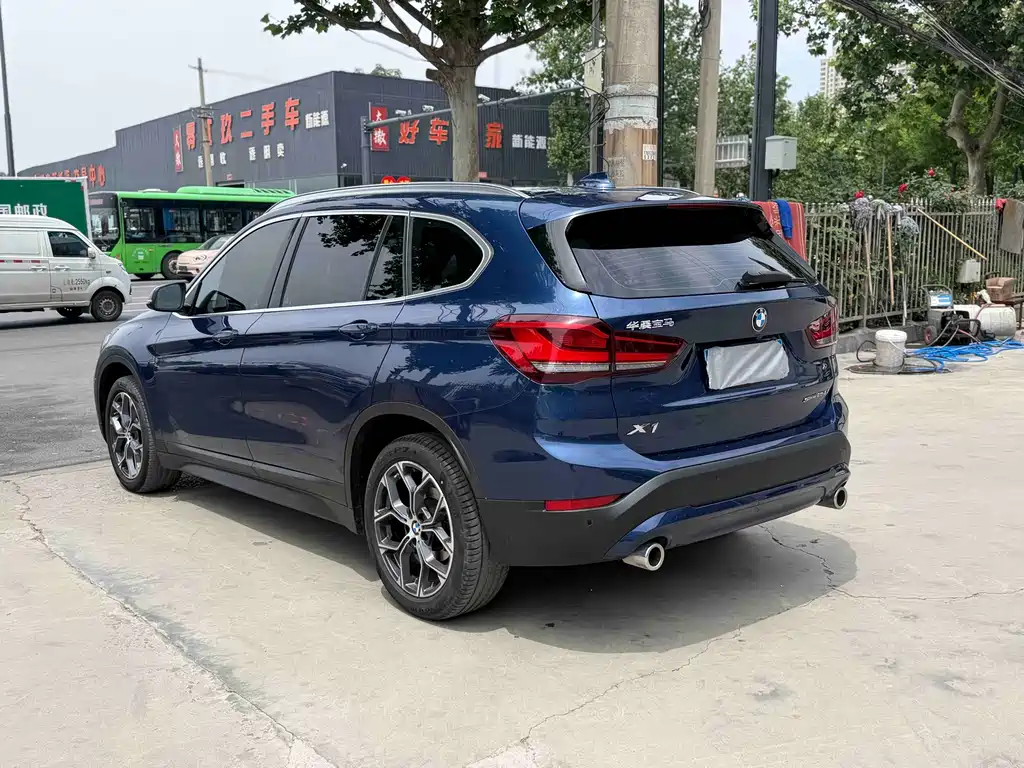 BMW X1 2022 — фото 9
