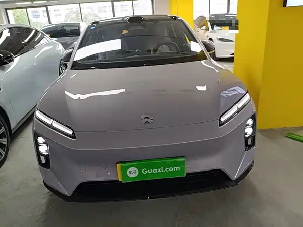NIO ET5T 2025