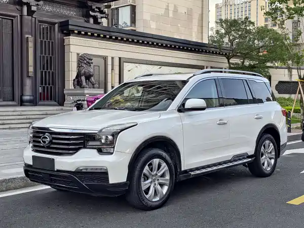 GAC Trumpchi GS8 2017