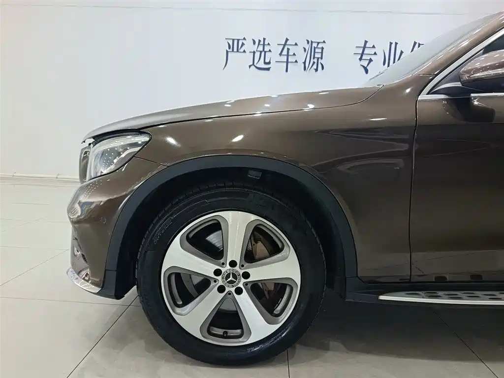 Mercedes-Benz GLC 2017 — фото 10