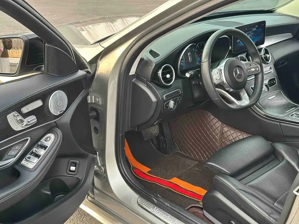 Mercedes-Benz C-Class 2020 — фото 7
