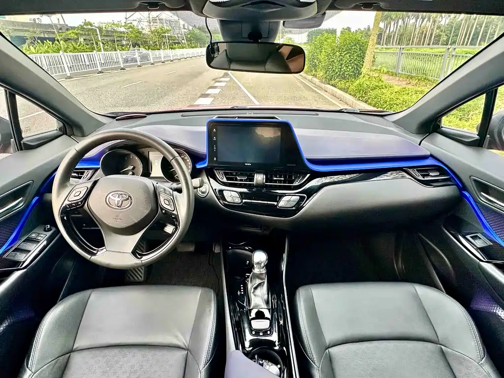 Toyota IZOA 2019 — фото 11