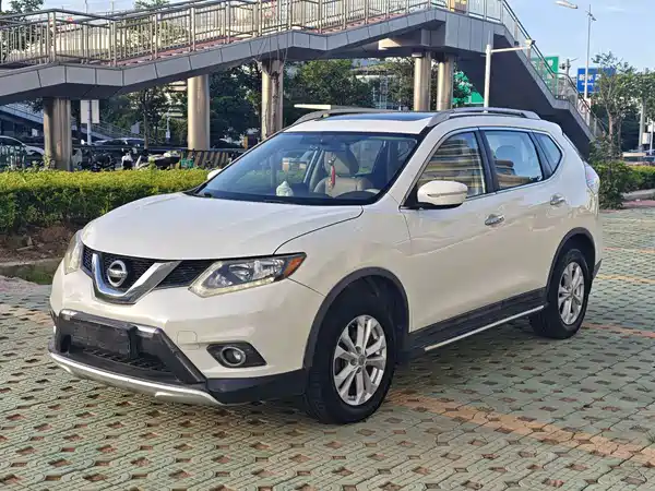 Nissan X-Trail 2014