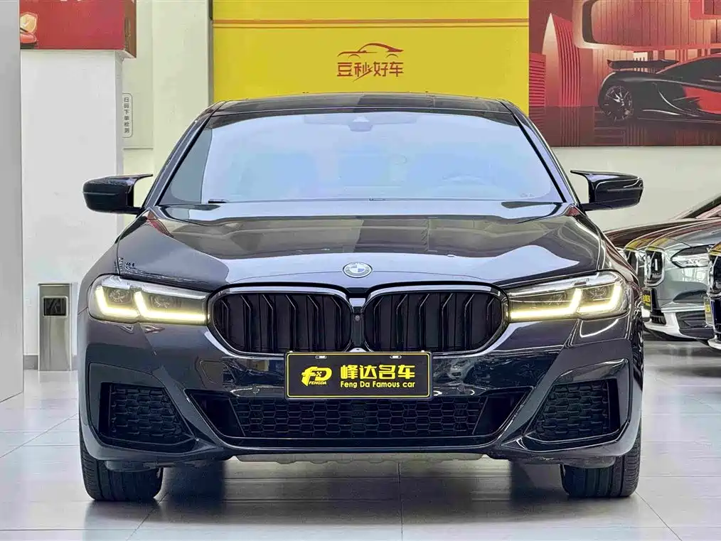 BMW 5 Series 2021