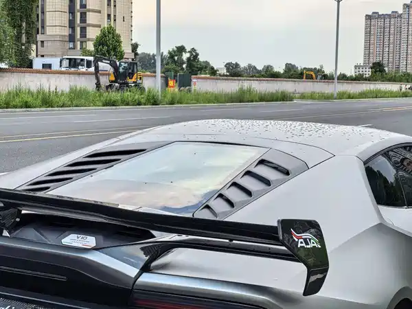 Lamborghini Huracan 2023