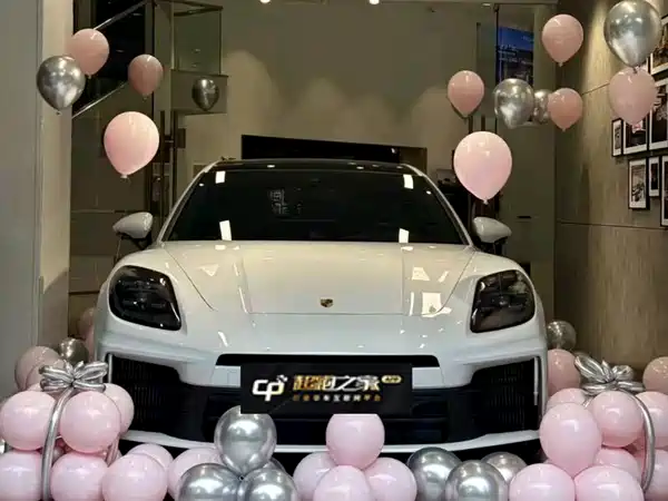 Porsche Panamera 2024