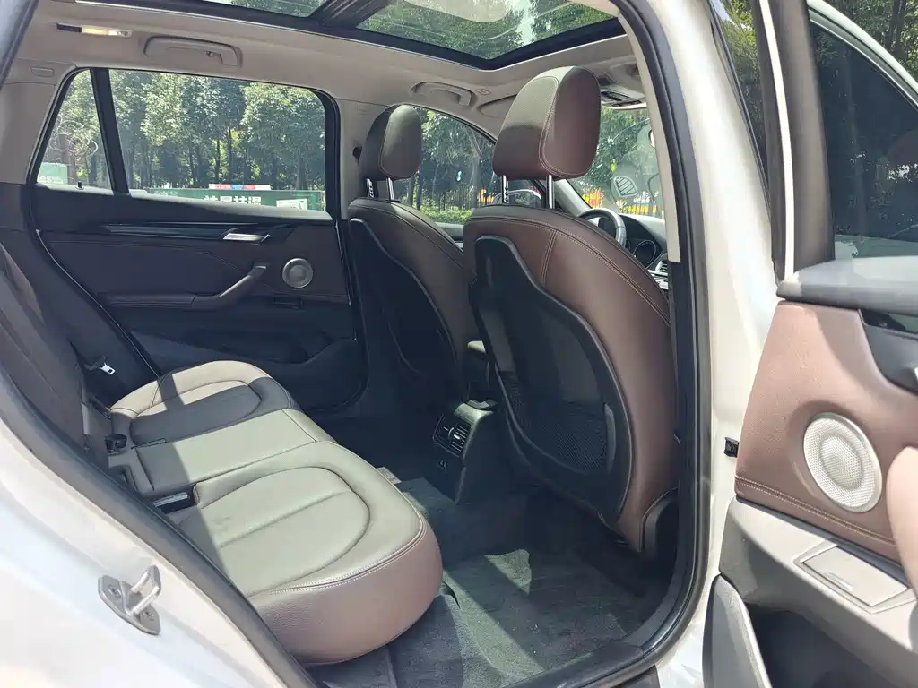 BMW X1 2022 — фото 18